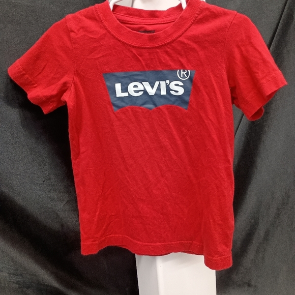 Levi's Vibrant Red T-Shirt - Picture 1 of 8